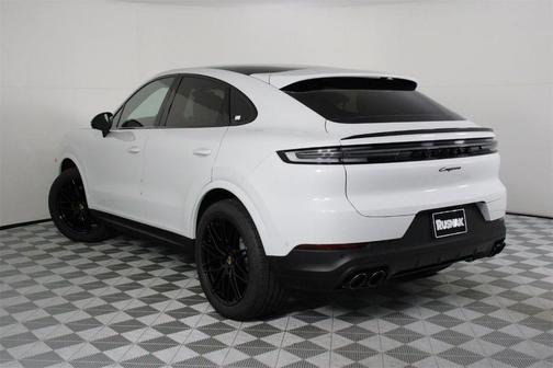 2026 Porsche Cayenne AWD