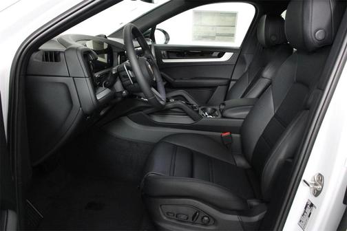 2026 Porsche Cayenne AWD