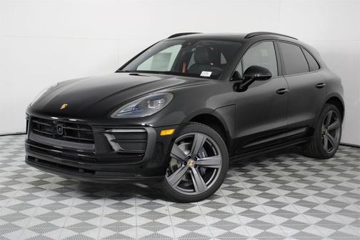 2026 Porsche Macan Base