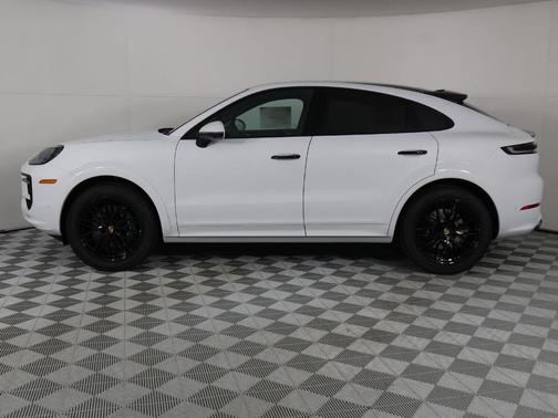Carrara White Metallic 2026 Porsche Cayenne AWD