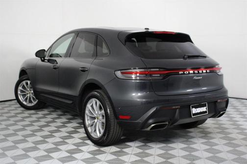 2025 Porsche Macan T