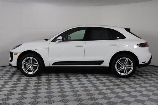 2025 Porsche Macan T