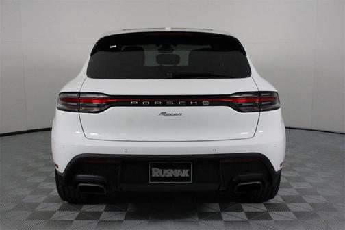 2025 Porsche Macan T
