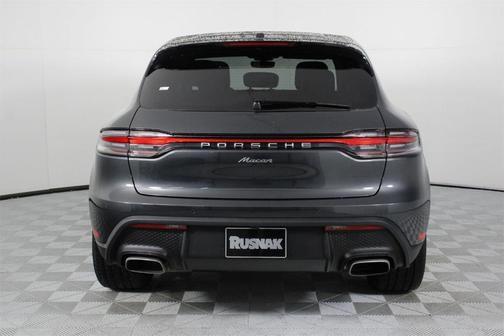 2025 Porsche Macan T