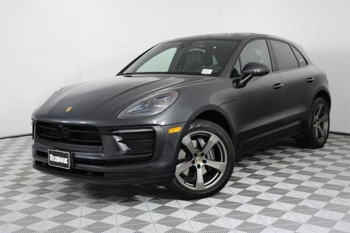 2025 Porsche Macan T