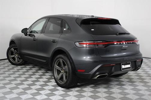 2025 Porsche Macan T