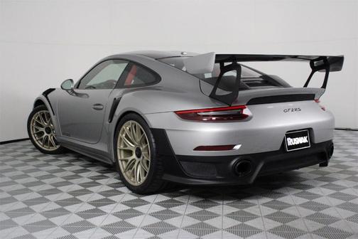 2018 Porsche 911 GT2 RS
