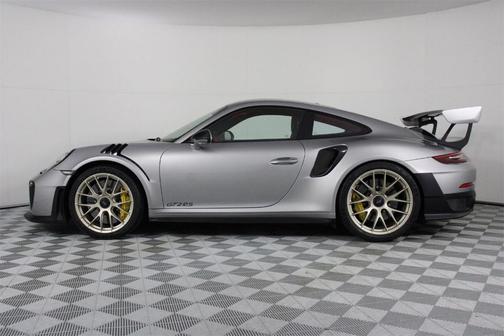2018 Porsche 911 GT2 RS