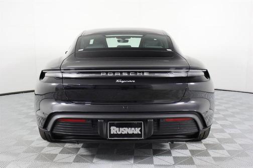 2025 Porsche Taycan