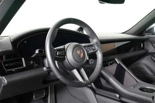 2025 Porsche Taycan