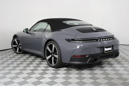 2026 Porsche 911 Carrera 4S