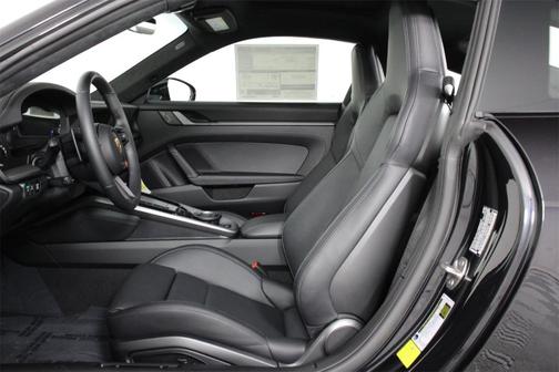 2026 Porsche 911 Carrera