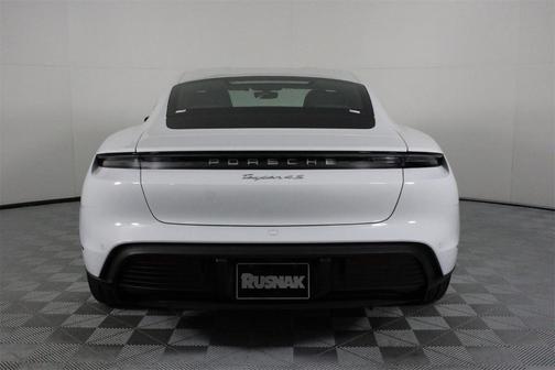 2022 Porsche Taycan 4S