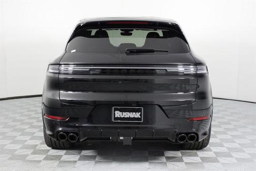 2026 Porsche Cayenne GTS