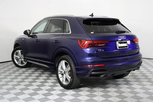 2022 Audi Q3 45 S line Premium