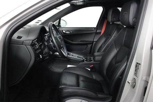 2021 Porsche Macan GTS