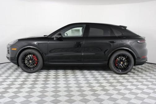 Black Metallic 2026 Porsche Cayenne S