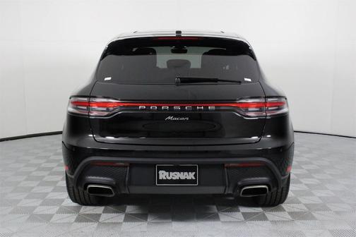 2025 Porsche Macan