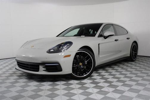 2018 Porsche Panamera Base