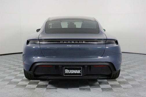 2025 Porsche Taycan 4