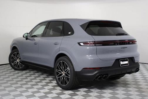 2026 Porsche Cayenne Base
