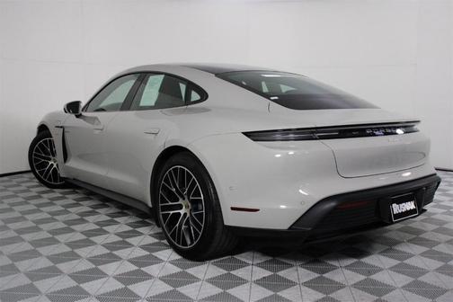 2025 Porsche Taycan 4S
