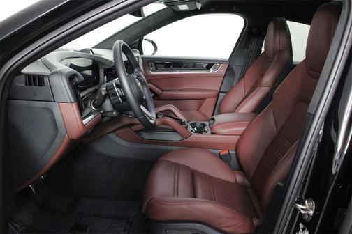 2024 Porsche Cayenne E-Hybrid Coupe Turbo