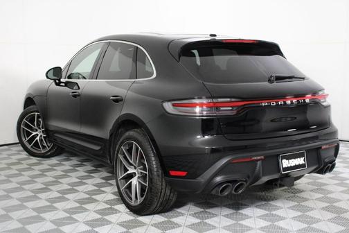 2025 Porsche Macan S