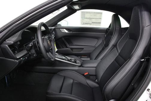 2026 Porsche 911 Carrera 4S