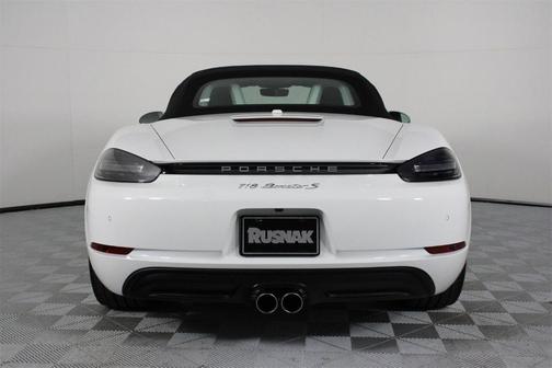 2025 Porsche 718 Boxster S