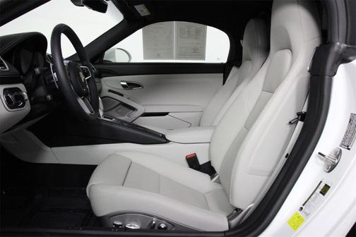 2025 Porsche 718 Boxster S