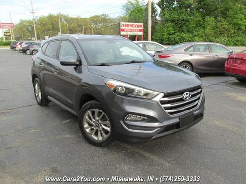 2017 Hyundai TUCSON SE
