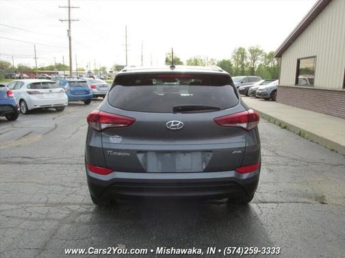 2017 Hyundai TUCSON SE