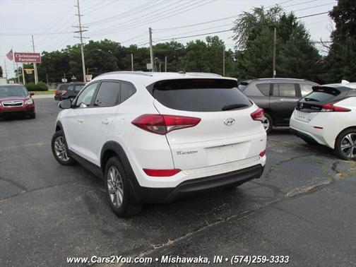 2016 Hyundai TUCSON SE