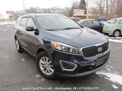 2017 Kia Sorento LX