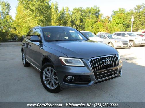 Photo 3 of 38 of 2013 Audi Q5 2.0T Premium Plus