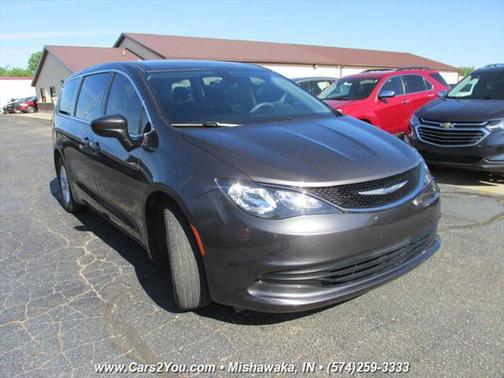2017 Chrysler Pacifica Touring