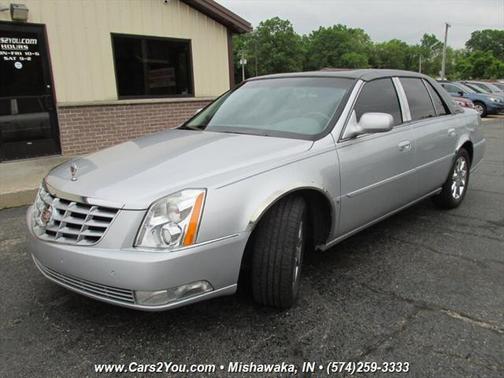 2010 Cadillac DTS Luxury Collection