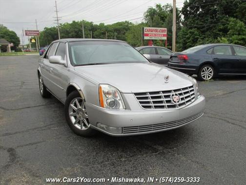 2010 Cadillac DTS Luxury Collection