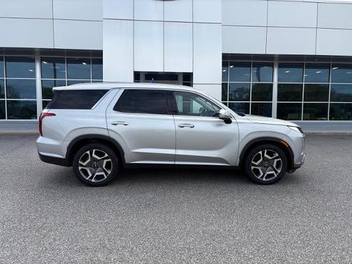 Silver 2024 Hyundai PALISADE SEL