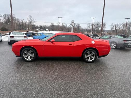 2019 Dodge Challenger SXT
