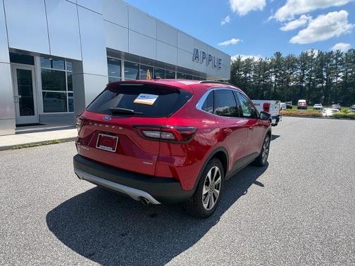 RAPID RED MET TINTED CC 2024 Ford Escape PLATINUM