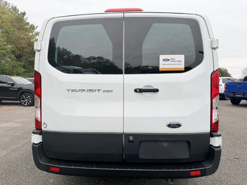 2024 Ford Transit-250