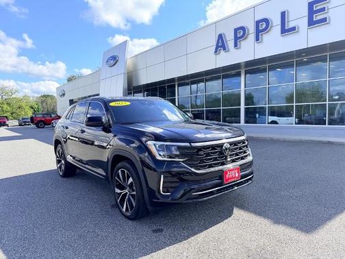 2025 Volkswagen Atlas Cross Sport 2.0T SEL PREMIUM R-LINE