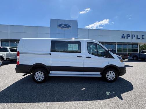 2024 Ford Transit-250 