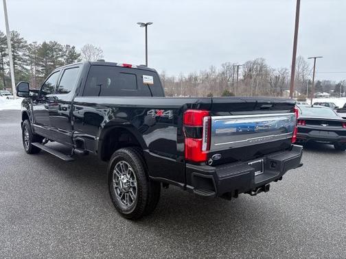 2024 Ford F-350 LIMITED