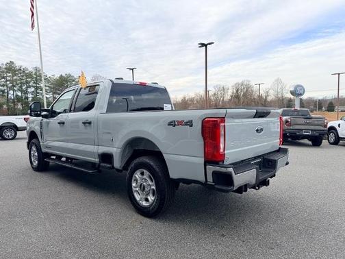 2025 Ford F-250 XLT