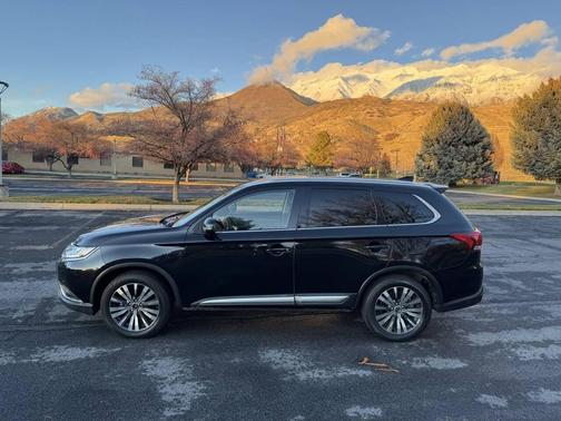2019 Mitsubishi Outlander SEL