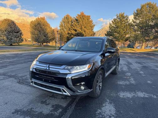 2019 Mitsubishi Outlander SEL