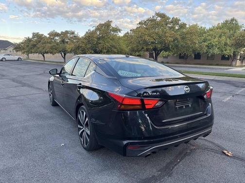 2019 Nissan Altima 2.5 SR